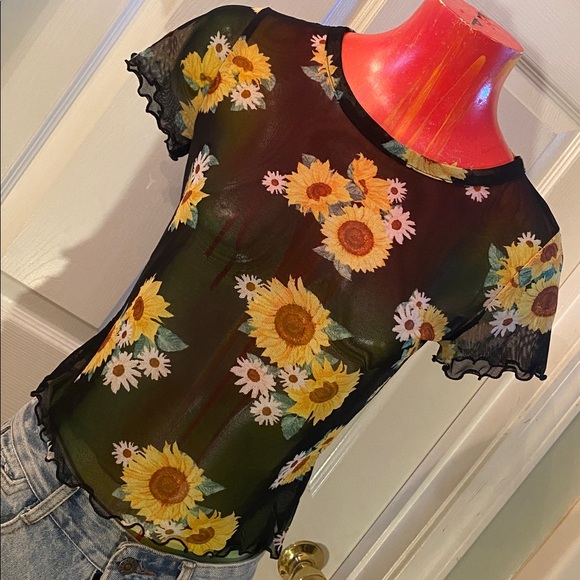 Originality Black Floral Sunflower Mesh Crop Top - Picture 1 of 11